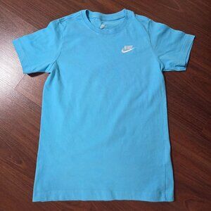 Nike Boys Crew Neck Short Sleeve Logo Tee shirt